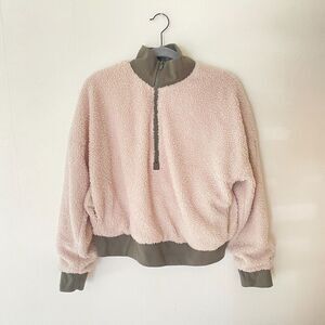 Fabletics Sherpa Dream Polar Fleece Cropped Pullover 1/2 Zip Size Small